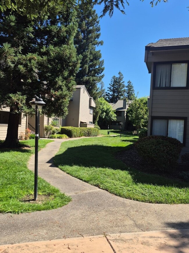 Photo - Move In Special! $500 Off First Month's Re...