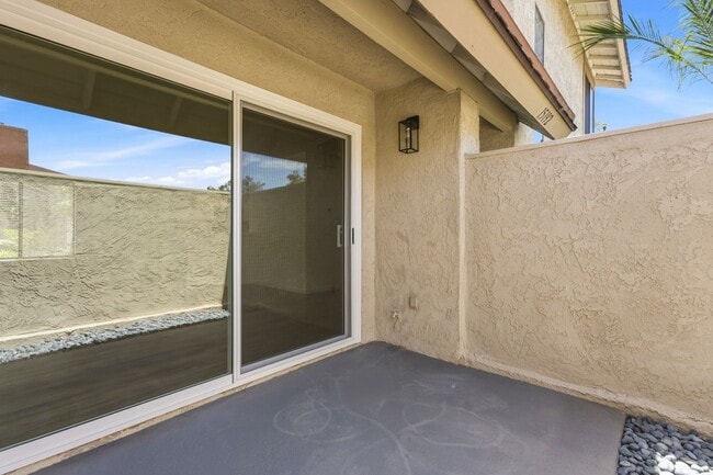 Photo - 15192 Moir Ct