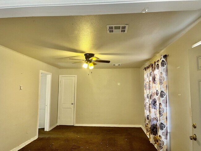 Photo - Two bedroom house in N. OKC