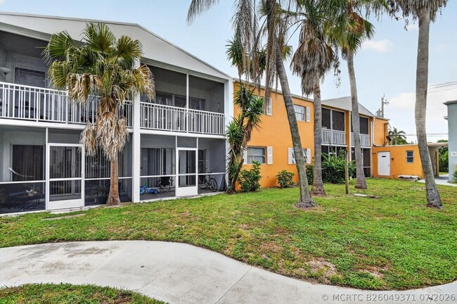 1505 Crescent Cir Unidad B24