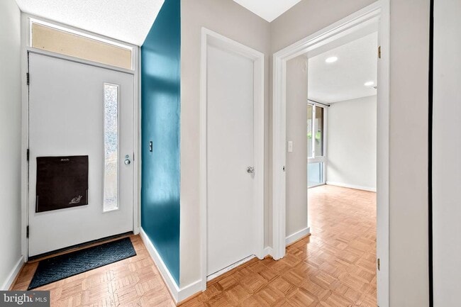 Photo - 2302 Wineberry Terrace