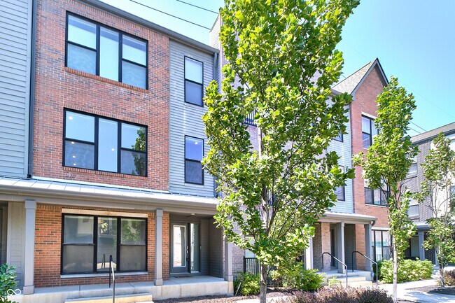 1856 McQuat Pl