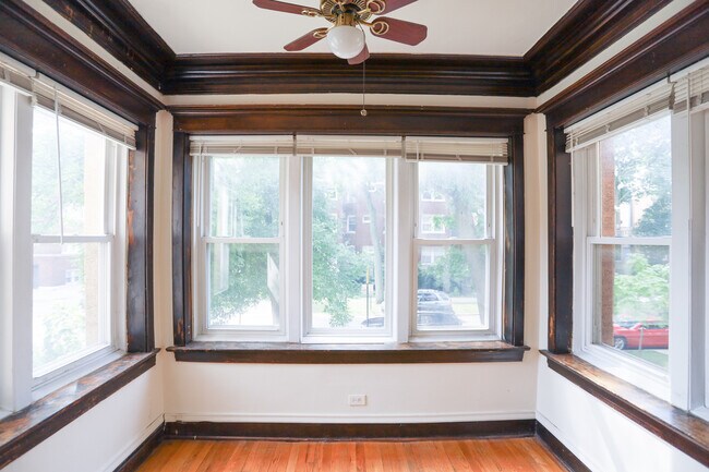 Photo - 1300 W Albion Ave Unidad 3