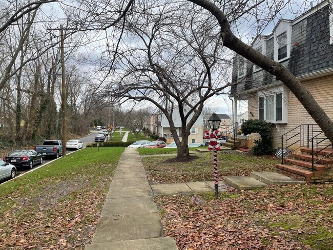 Photo - 164 Old Enterprise Rd