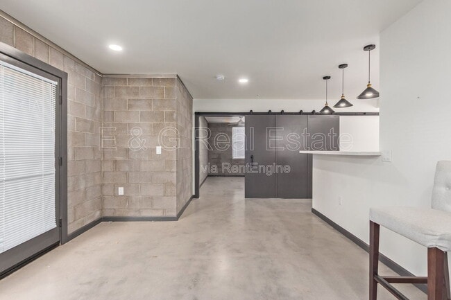 Photo - 129 N 11th Ave Unidad 1b