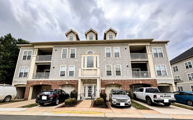 Photo - 11322 Westbrook Mill Ln Condo Unit 103