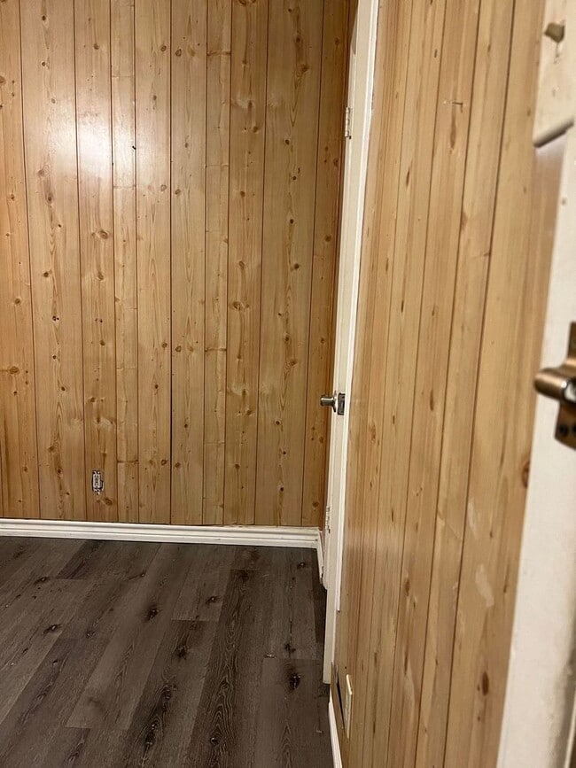 Photo - 3 Bed 1 bath RENTAL in Denison for $1,345