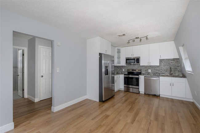 Photo - 5750 Virginia Ave Unidad 5750