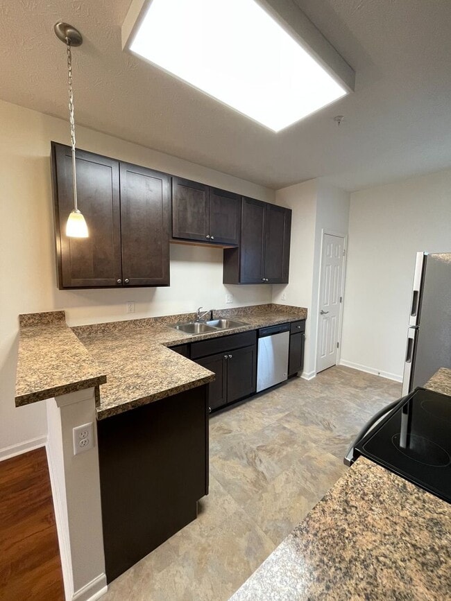 Photo - Two Master Suite Apartment Townhouse