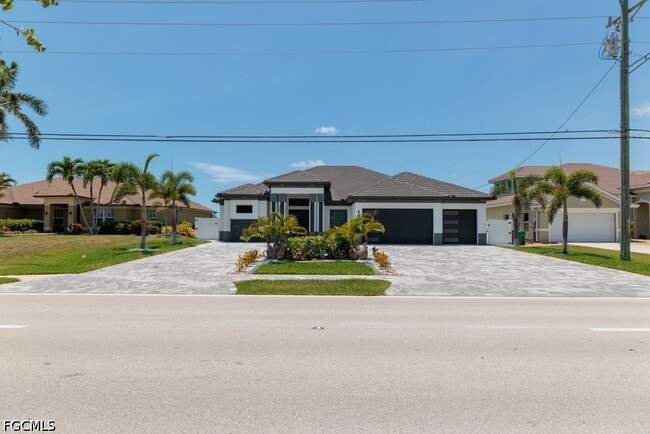 Photo - 4024 Chiquita Blvd S