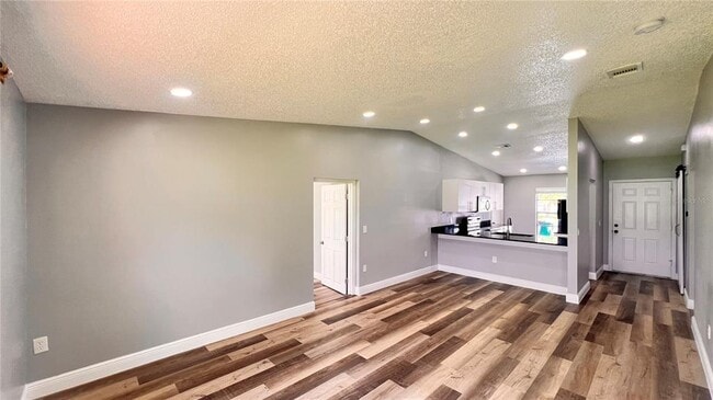 Photo - 1184 Calanda Ave