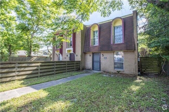 Building Photo - 2452 Copernicus St Rental