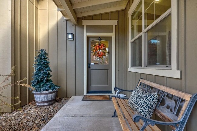 Photo - Eagle Crest Bunkhouse, utilities paid