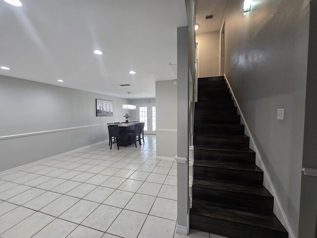 Photo - 9819 Sweetwind Dr