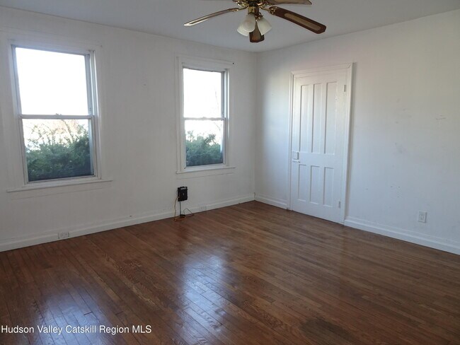 Photo - 349 State St