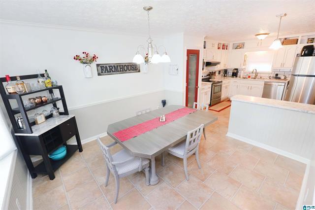 Photo - 1620 Mountain Oak Dr