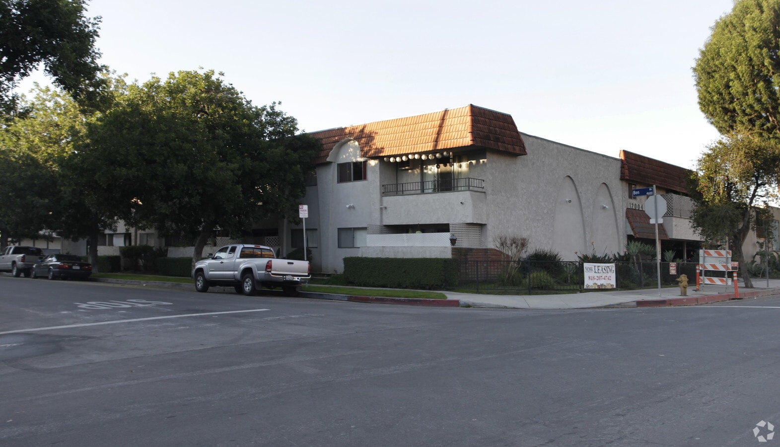 Photo - 12004 Kling St