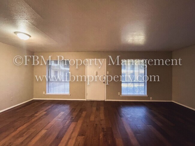 Photo - Marvin Place, Unit 108 - Adorable 2 Bedroom, 1.5 Bathroom Apartment Home in Waxahachie, TX! Unit 108