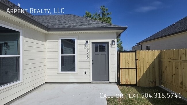 Building Photo - 3625 Park Blvd Unit 3625