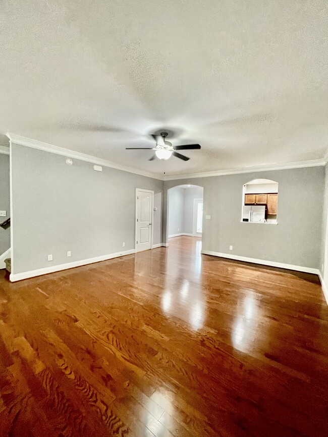 Photo - 518 Capstone Dr