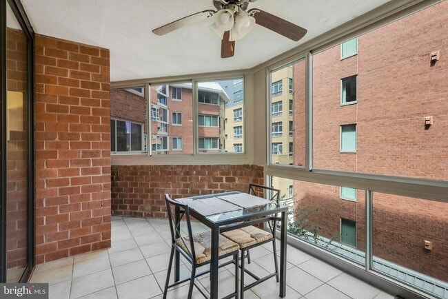 Photo - 1001 N Vermont St Unit 413