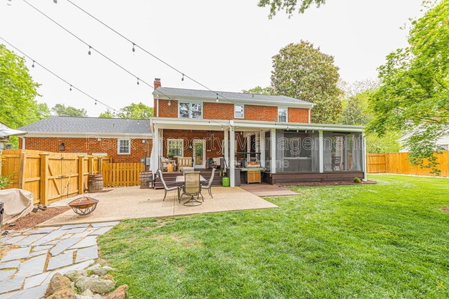 Photo - 9133 Robin Ridge Dr