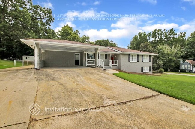 Photo - 3753 Briarcliff Dr