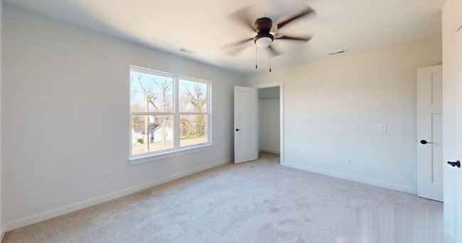 Photo - 613 1st St SW Unit N/A