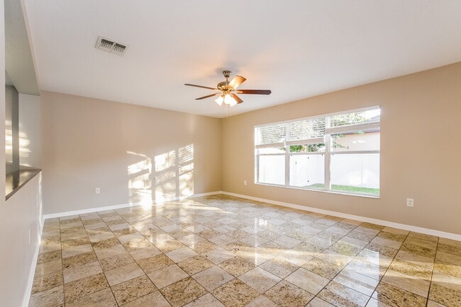 Photo - 1552 Truscott Ct