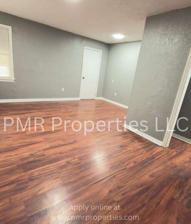 Photo - 3 Bedrooms / 1 Bathroom House