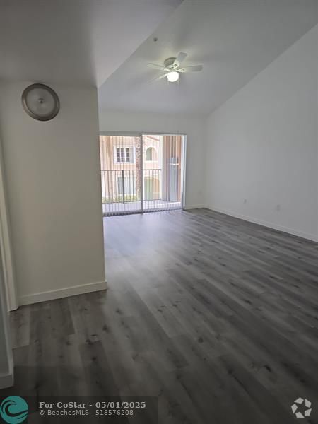 Building Photo - 7832 Sonoma Springs Cir Unit 206 Rental