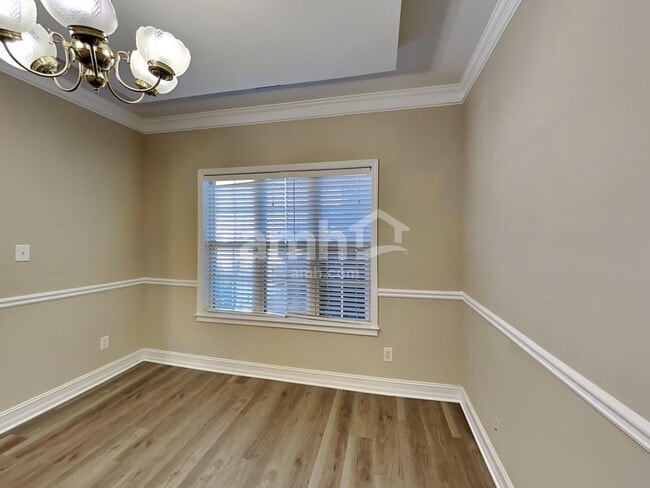 Photo - 153 Brookhaven Ln