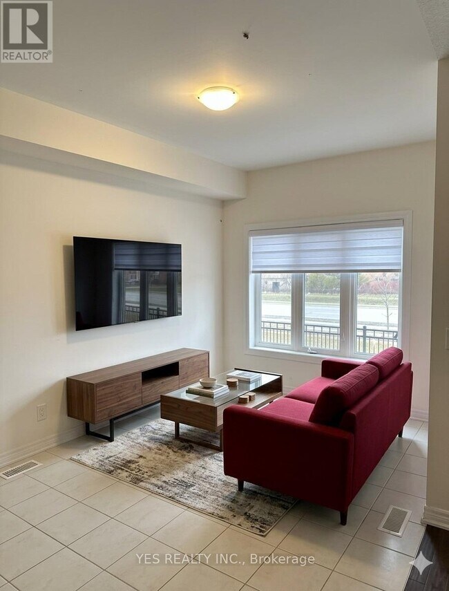 Photo - 17 Brixham Ln