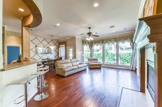 Photo - 31 N Warbler Bend Cir