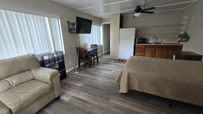 Photo - 1/1 Studio apartment for rent