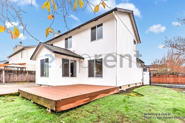 Photo - 20277 SW Jay St