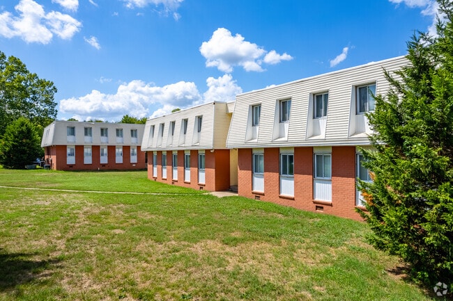 Autumnwood Apartments
