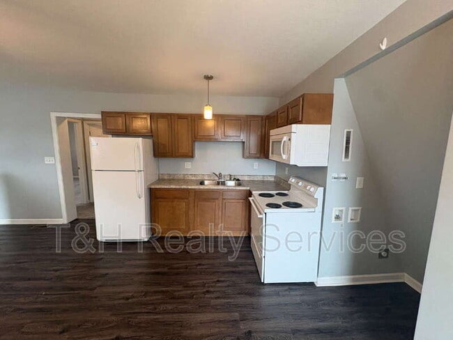 Photo - 409 W Washington St