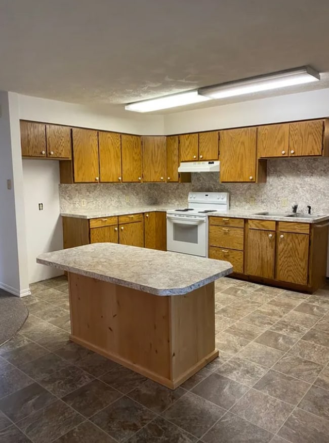 134 N 2162 W Unit B