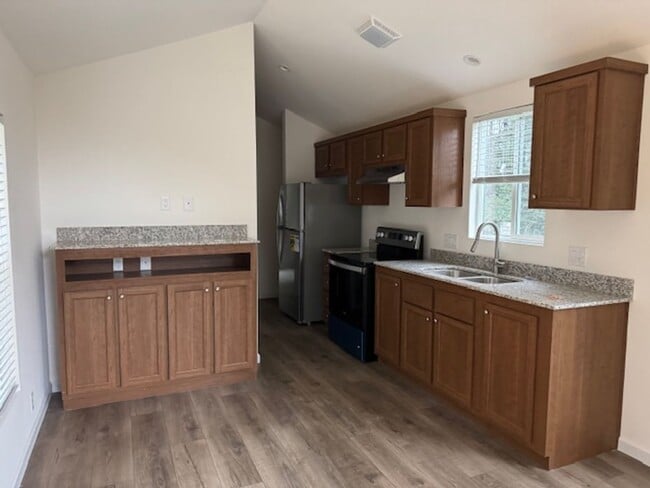 Photo - 16940 Ferry Creek Heights Rd Unidad rfe940