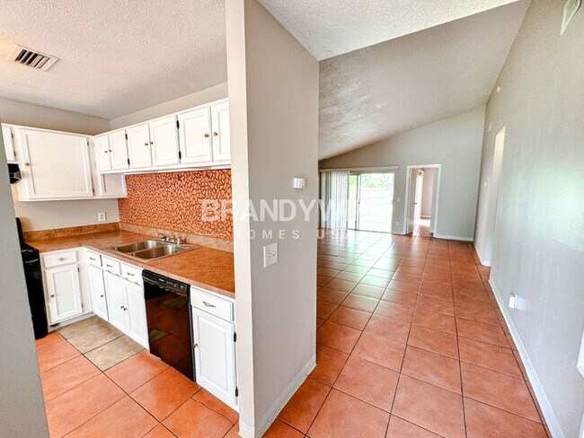 Photo - 7821 Farnsworth Ct