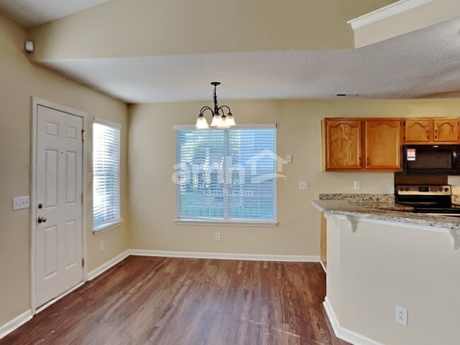 Photo - 7117 Daerwood Pl