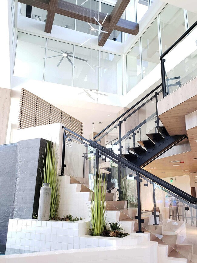 Legacy Naples Apartments