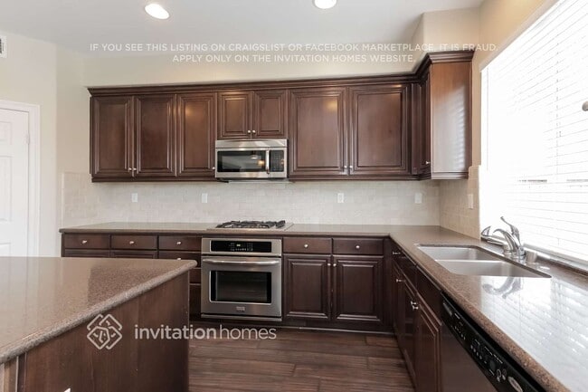 Photo - 35422 Snead St