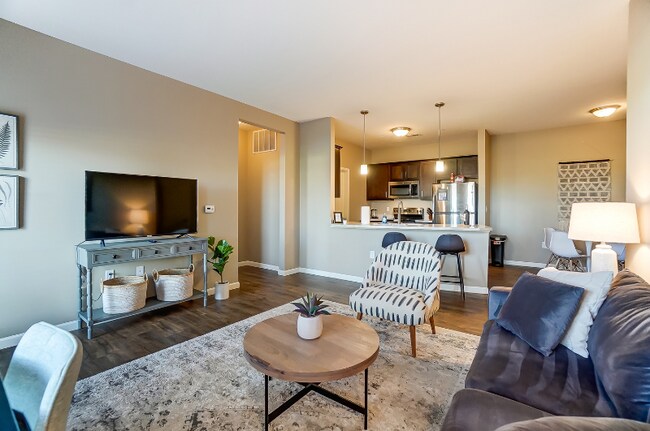 Photo - 4784 Holmes St