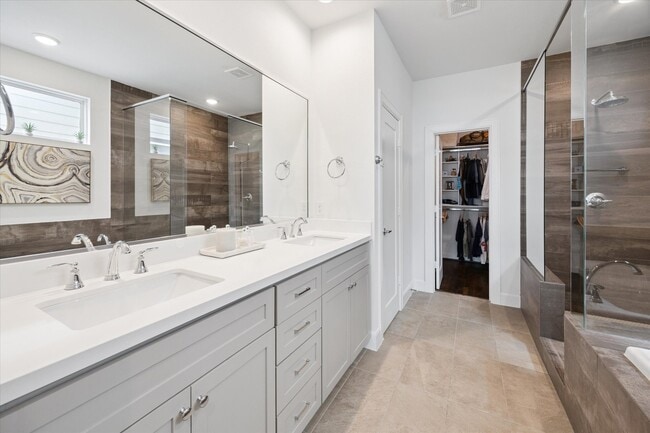 Photo - 1043 Timbergrove Yards Ln