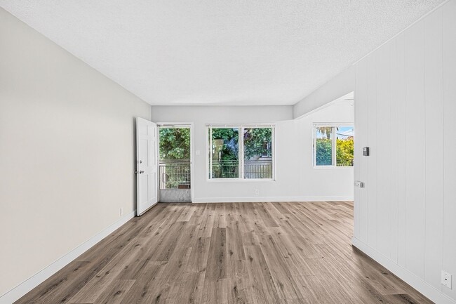 Photo - 3525 2nd St Unidad 8