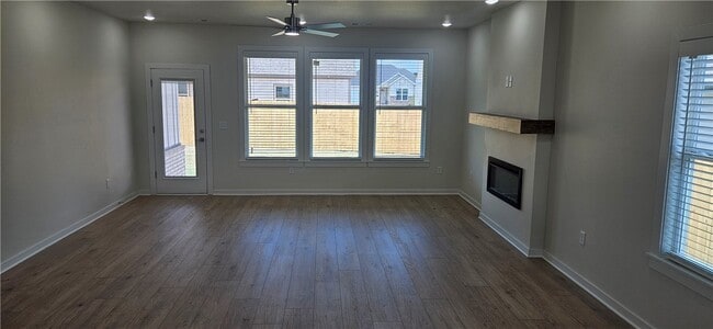 Photo - 5910 SW Coywolf St