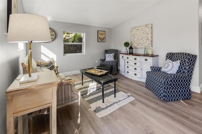 Photo - 1606 E Osborne Ave