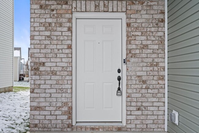 Photo - 109 Lambert Fld